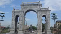 Làng đá bên sông Vân