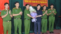 Trao thưởng vụ triệt xóa chuyên án thu giữ 5 bánh heroin