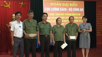 Thăm, tặng quà Trung tâm điều dưỡng thương binh Nho Quan