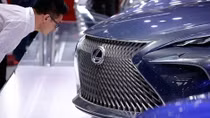 Áp đặt giá bán Lexus, Toyota bị Trung Quốc phạt 12,5 triệu USD