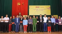 Tết vì người nghèo đến với bà con tỉnh Nghệ An