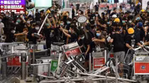 Hong Kong chịu hệ lụy từ các cuộc biểu tình