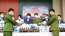 Phát 80.000 khẩu trang miễn phí cho các trường đại học, cao đẳng