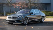 Triệu hồi hơn 1 vạn xe sang Mercedes vì lỗi chảy dầu động cơ