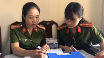 Nữ Đại úy Công an nỗ lực vì dân