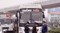 Phạt gần 30 triệu đồng ôtô giường nằm vận chuyển chui hành khách 