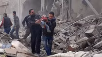 Cuộc chiến của người ngoài - đau khổ của người trong