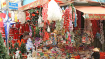 Hàng hoá phục vụ Noel do Việt Nam sản xuất chiếm ưu thế