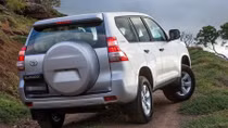 Hốt gọn xe Land Cruiser chở 97 bánh heroin