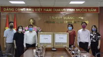 Tập đoàn TKV trao tặng nhiều phần quà thiết thực phòng chống dịch COVID-19