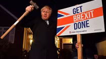 Anh với EU đều muốn “thoát” Brexit?