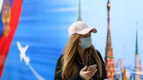 Việt Nam cơ bản dừng cách ly xã hội, thế giới vẫn chìm trong vòng xoáy đại dịch