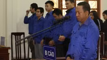 10 năm tù vì buôn bán pháo trái phép