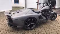 Độc đáo chiếc xe “đầu mô tô - đít Lamborghini Aventador”