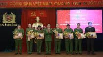 Tạp chí Cảnh sát nhân dân gặp mặt cộng tác viên
