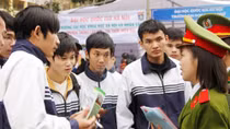 Vì sao học sinh phổ thông không được thi vào CĐ và Trung cấp công an?