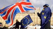 Brexit: Thủ tướng Boris Johnson tuyên bố không từ chức