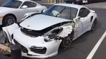 Xót xa Porsche 911 Turbo hỏng nặng vì tắt hệ thống cân bằng điện tử