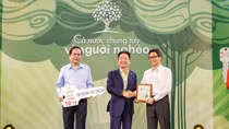 Các doanh nghiệp của “Bầu Hiển” ủng hộ Quỹ “Vì người nghèo” 30 tỷ đồng