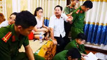 Căn biệt thự dát vàng và thủ đoạn cho vay lãi nặng