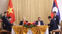 Việt Nam, Lào ký kết 7 văn kiện hợp tác