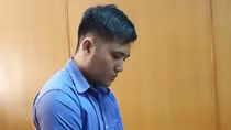 Đâm chết người "bẹo má" bạn gái của mình