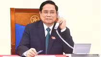 Thủ tướng Chính phủ Phạm Minh Chính điện đàm với Thủ tướng Lào