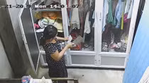 3 lần đột nhập nhà hàng xóm