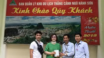 Trả lại tài sản trị giá trên 70 triệu đồng cho du khách Hàn Quốc đánh rơi