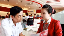 Ngân hàng nỗ lực “giải cứu” doanh nghiệp