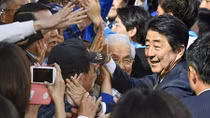 “Cuộc đua” của ông Shinzo Abe