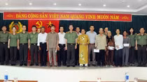 Báo CAND tri ân các gia đình thương binh liệt sĩ trong hành trình về nguồn