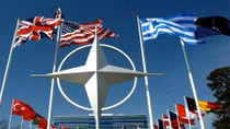 Thách thức nội bộ chao đảo NATO