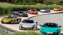 Dàn siêu xe trị giá hơn 63 triệu USD của đội đua McLaren