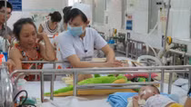 Hà Nội: Mỗi ngày có hơn 30 ca sốt xuất huyết nhập viện