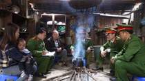 Thấm nhuần lời dạy của Bác Hồ: “Đối với nhân dân, phải kính trọng, lễ phép”
