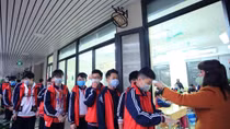 Bộ Y tế hướng dẫn xử lý các trường hợp bị sốt, ho, khó thở tại trường học