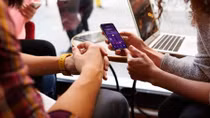 Tiết kiệm thời gian và tiền bạc cho người dùng, app ngân hàng giờ “đỉnh” cỡ nào