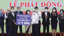 Techcombank tiếp tục ủng hộ 10 tỷ đồng đề phòng chống và đẩy lùi dịch COVID-19