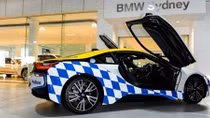 Cảnh sát Australia sắm thêm BMW i8 làm xe công vụ