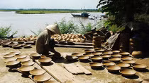 Mắt gốm bên sông Thu Bồn