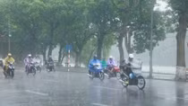 Mưa dông diện rộng ở các tỉnh Bắc Bộ