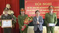 Khen thưởng đơn vị xuất sắc trong công tác đấu tranh phòng, chống tội phạm