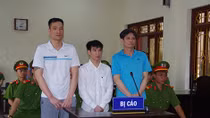 Y án tử hình 2 đối tượng sử dụng trái phép vũ khí quân dụng để giết người