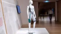 Công nghệ robot trợ giúp người cao tuổi vận động