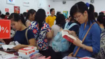 Nhà văn trẻ trăn trở về cuộc sống (!)