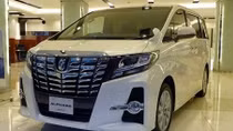Xe hạng sang Toyota Alphard có nguy cơ gây chấn thương cho người sử dụng