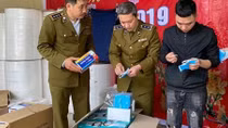 Cơ sở sản xuất khẩu trang bằng giấy vệ sinh đối mặt với hình phạt nào?