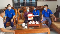 Học viện ANND thăm hỏi, tặng quà nhân kỷ niệm 74 năm Ngày Thương binh- Liệt sĩ
