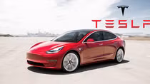 Vốn hóa của Tesla “chấp” cả GM và Ford